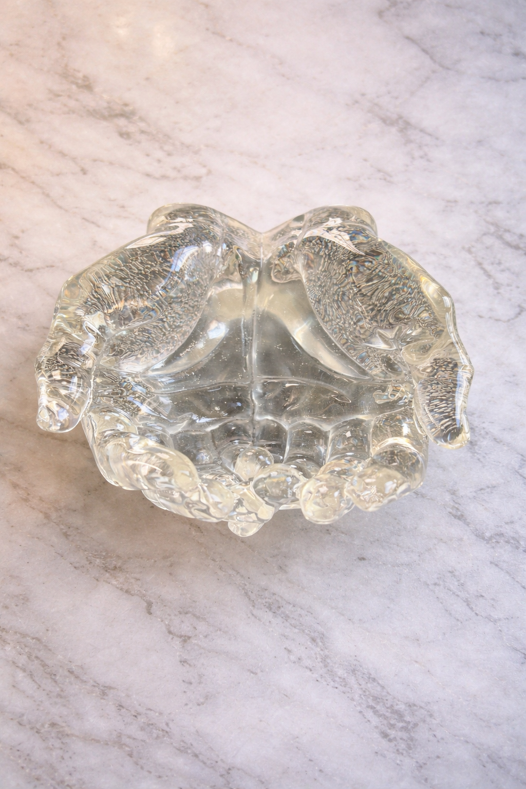 Transparant Resin Handbeeldje - Crystal Hands