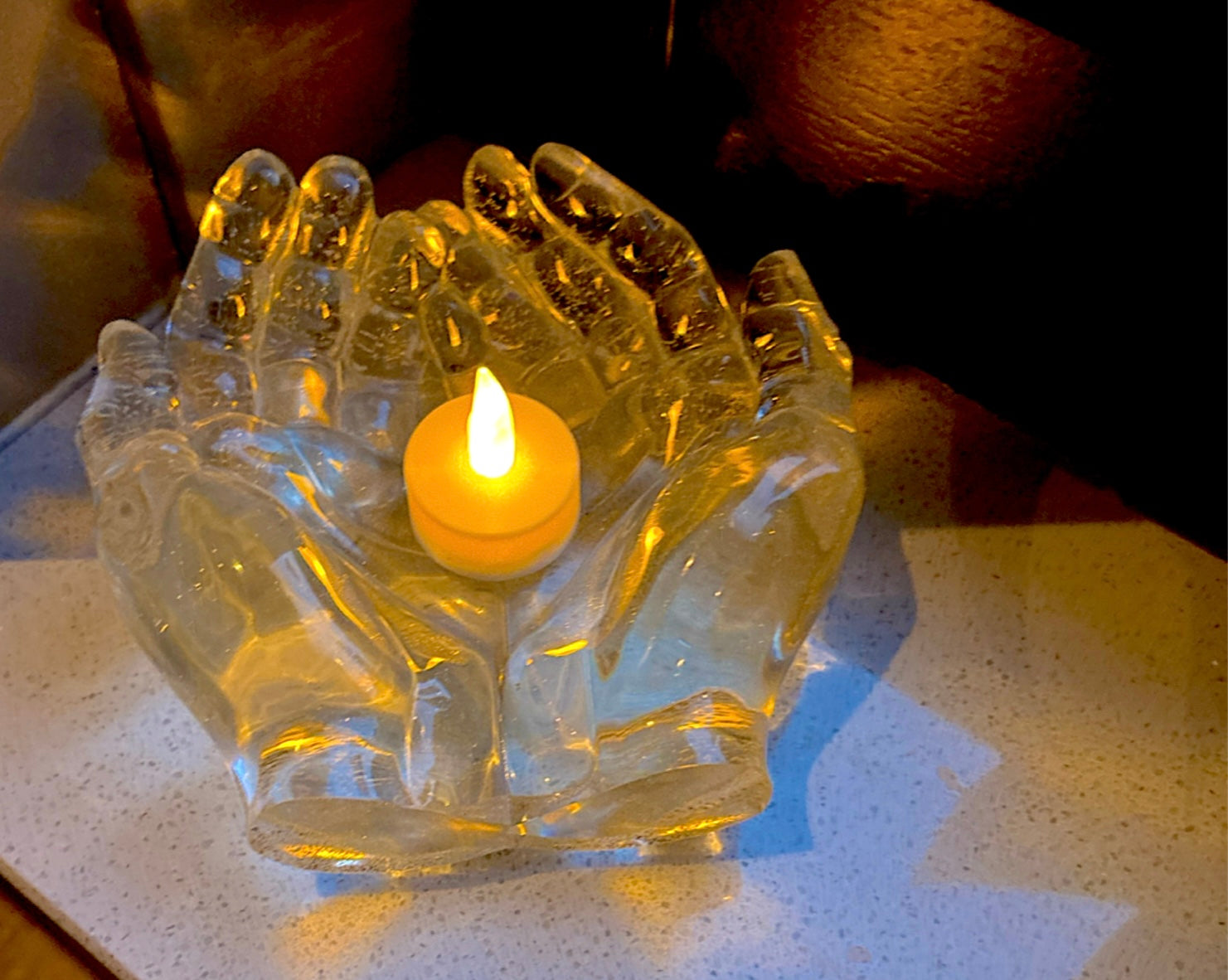 Transparant Resin Handbeeldje - Crystal Hands